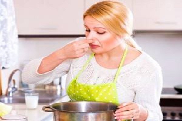 چگونه بوی دنبه و روغن حیوانی را از بین ببریم چگونه بوی دنبه و روغن حیوانی را از بین ببریم