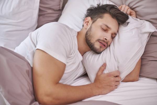 افراد موفق با استرسشون چیکار می کنن؟ استراحت کافی - افراد موفق با استرسشون چیکار می کنن؟