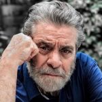 بهروز وثوقی: اگر بتوانم ایران بیایم اول میروم سر قبر مادرم بهروز وثوقی: اگر بتوانم ایران بیایم اول میروم سر قبر مادرم