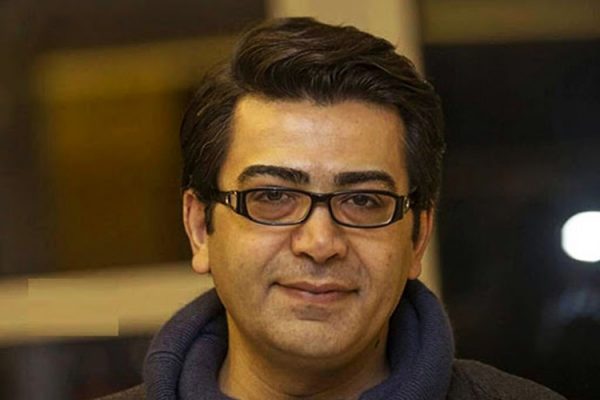 شایعه پیوستن فرزاد حسنی به ایران اینترنشنال