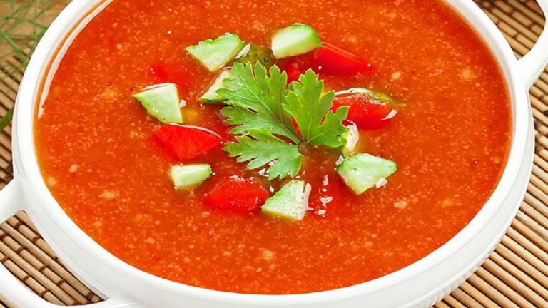 طرز تهیه سوپ اسپانیائی طرز تهیه سوپ اسپانیائی