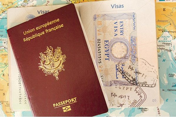 پاسپورت 600x400 - آیا میدانید راحت ترین کشور برای مهاجرت کدام است؟
