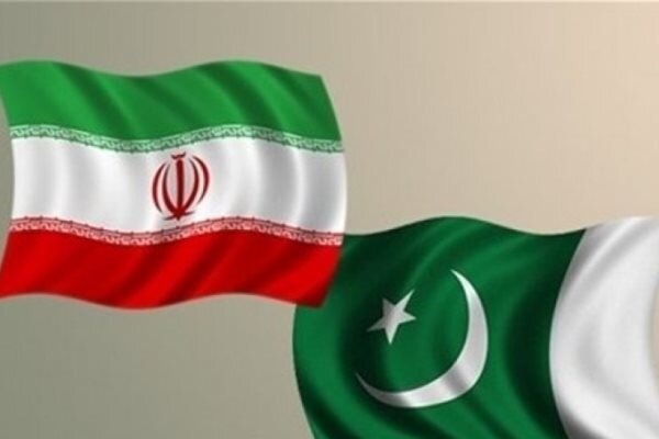 وارونه قرارگرفتن پرچم ایران در دیدار باقری و «محمود» اتفاقی بود وارونه قرارگرفتن پرچم ایران در دیدار باقری و «محمود» اتفاقی بود