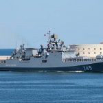 رزمایش توپخانه ای نیروی دریایی روسیه در آب های دریای سیاه