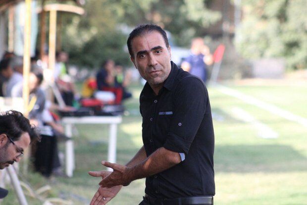 اتفاق عجیب در لیگ یک/ جدایی زودهنگام یک مربی از تیمش؛ من شاگرد ناصر حجازی هستم!