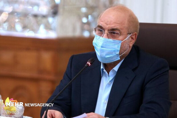 شهید سلیمانی در تصمیمگیریها به مسائل حزبی توجهی نمیکرد شهید سلیمانی در تصمیمگیریها به مسائل حزبی توجهی نمیکرد