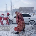 مسدود شدن محورهای برف‌گیر استان سمنان/ کولاک شدید در جاده‌ها
