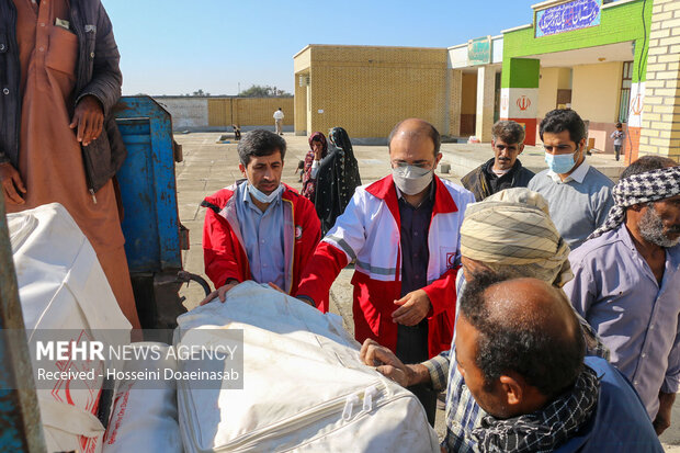 ارسال بزرگ ترین محموله امدادی از تهران به مناطق سیلزده