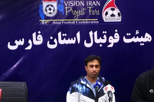 استعفای سرمربی تیم فوتبال شهدای قشقایی شیراز پذیرفته شد