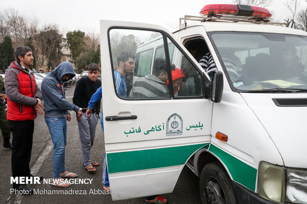 از دستگیری سارقان مامورنما تا فروش داروهای غیر مجاز در اینستاگرام