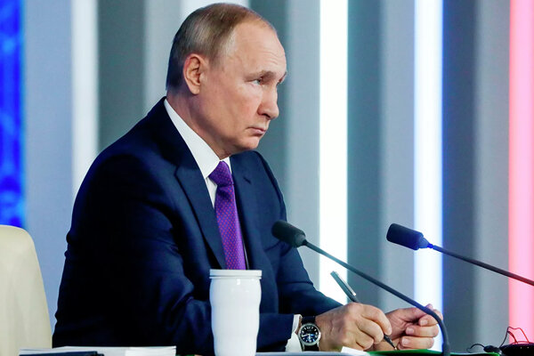 «ولادیمیر پوتین» با شورای امنیت روسیه دیدار کرد