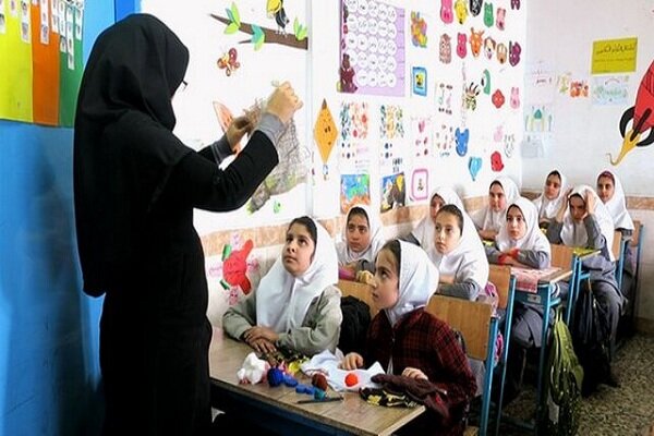 مشکلات خرید خدمتیهای آموزش و پرورش دامغان/ امنیت شغلی نداریم! مشکلات خرید خدمتیهای آموزش و پرورش دامغان/ امنیت شغلی نداریم!