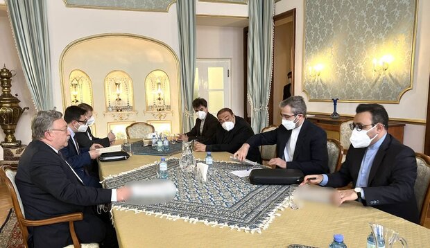 نشست مشترک هیئت مذاکره‌کننده ایران و روسیه برگزار شد