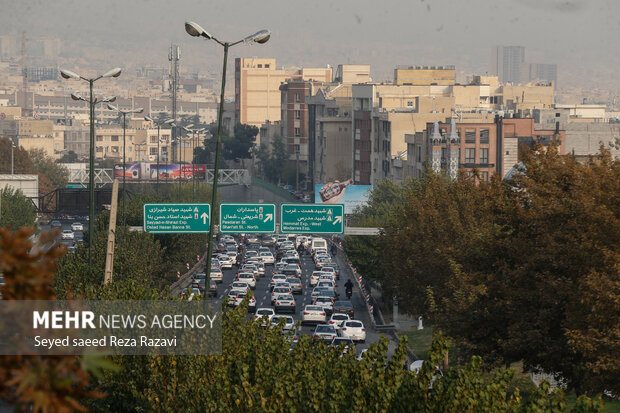 وضعیت معابر پایتخت/ ترافیک سنگین ولی روان گزارش می‌شود