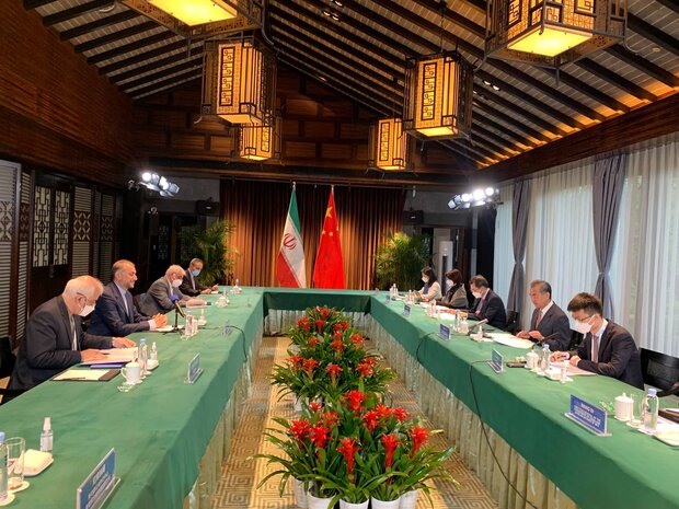 امیرعبداللهیان با وزیر امور خارجه جمهوری خلق چین دیدار کرد