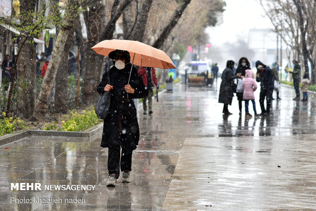 اصفهان بارانی می‌شود
