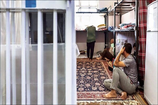 در زندان‌های ایران چه می‌گذرد؟