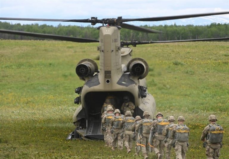 خودکشی 11 سرباز آمریکایی در ایالت آلاسکا در سال 2021