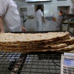 آرد نان یارانه میگیرد، نان سهمیهای نمیشود آرد نان یارانه میگیرد، نان سهمیهای نمیشود