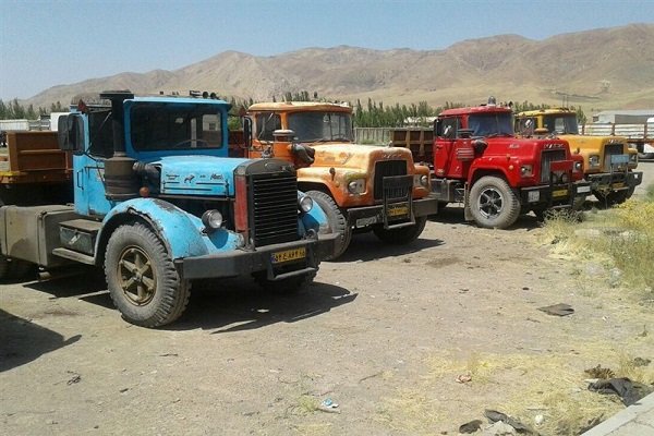 مصرف گازوئیل خودروهای سنگین به روزی ۵۱ میلیون لیتر رسید مصرف گازوئیل خودروهای سنگین به روزی ۵۱ میلیون لیتر رسید