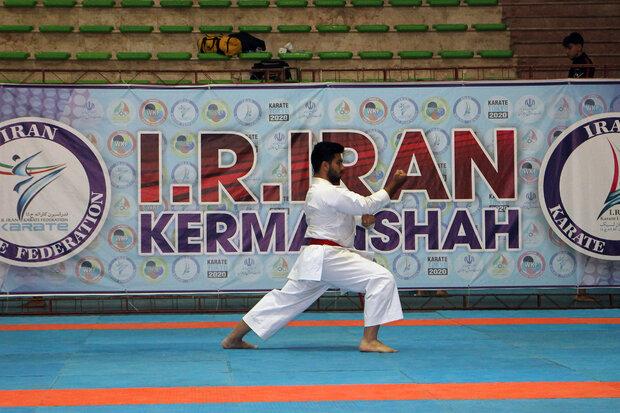 ۸۵ داور قضاوت مسابقات کاراته وان کرمانشاه را برعهده دارند
