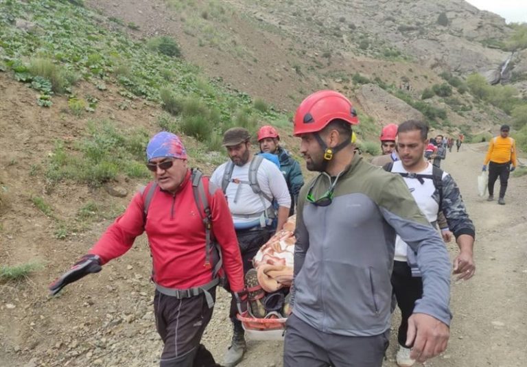 سقوط کوهنورد جوان حین عکاسی از ارتفاعات سولقان سقوط کوهنورد جوان حین عکاسی از ارتفاعات سولقان