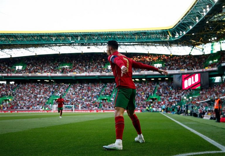 لیگ ملت‌های اروپا| پیروزی مقتدرانه پرتغال با دبل رونالدو/ اسپانیا در دقیقه 90 از شکست گریخت