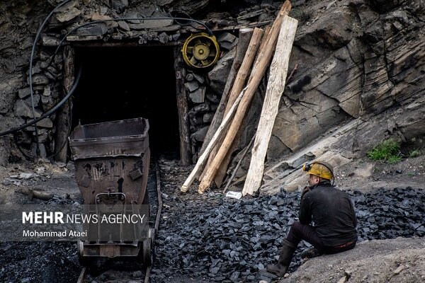 اولین پیکر حادثه معدن ارزوئیه توسط نیروهای هلال احمر پیدا شد