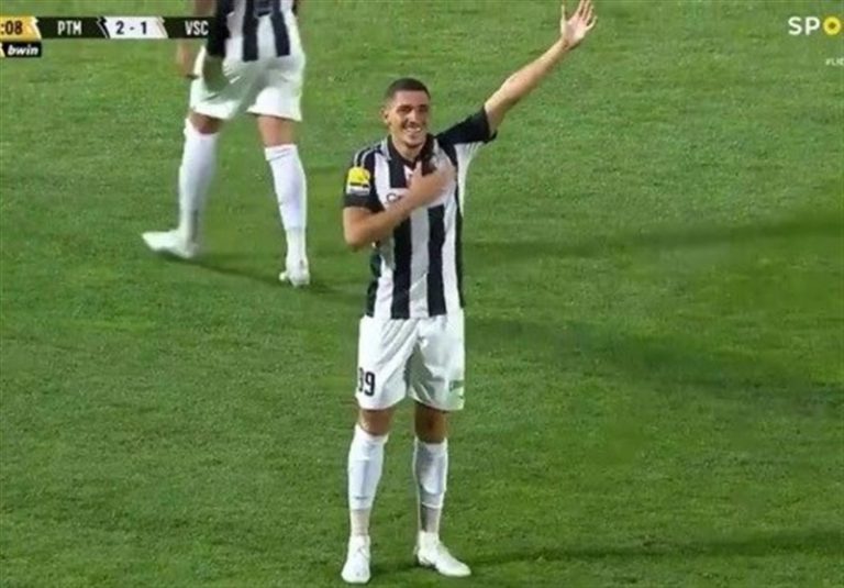 مجازات بازیکن در لیگ برتر پرتغال به خاطر شادی گل عجیب + عکس