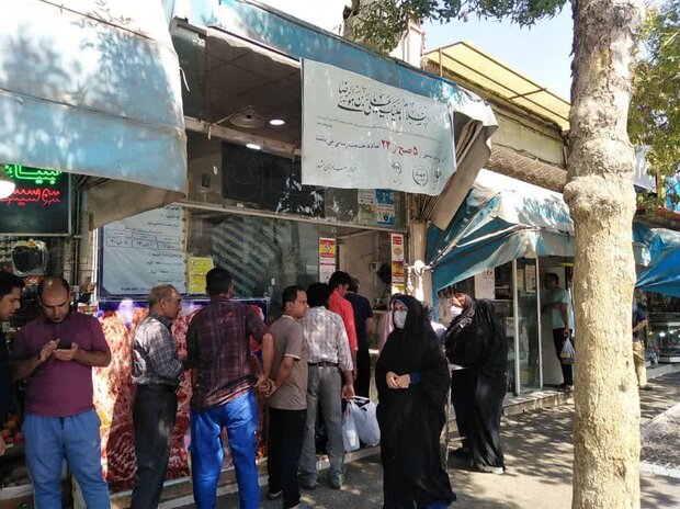 استقرار کانکس‌های سیار نانوایی از سوی هیئت‌های مذهبی در مشهد