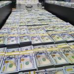 دلار توافقی ۳۱ هزار و ۵۵۰ تومان دلار توافقی ۳۱ هزار و ۵۵۰ تومان