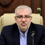 ۷۰ درصد محصولات پتروشیمی به صورت خام و نیمهخام صادرات میشود ۷۰ درصد محصولات پتروشیمی به صورت خام و نیمهخام صادرات میشود