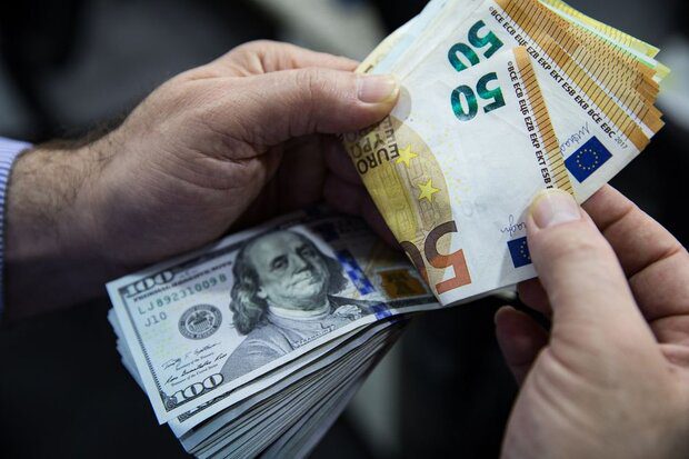 آخرین قیمت دلار و یورو/ دلار توافقی به ۳۵۷۹۰ تومان رسید آخرین قیمت دلار و یورو/ دلار توافقی به ۳۵۷۹۰ تومان رسید