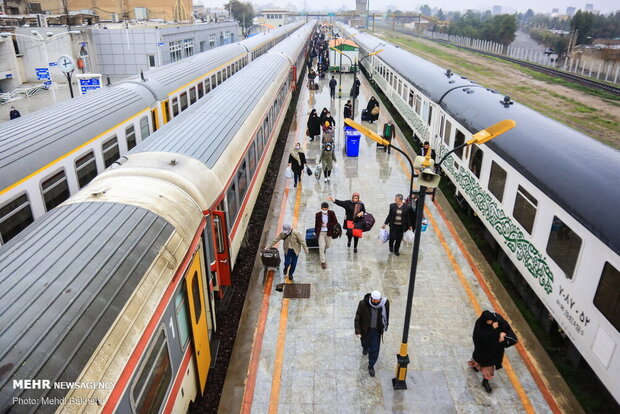 رشد ۵۴ درصدی جابجایی مسافر در راه آهن شرق