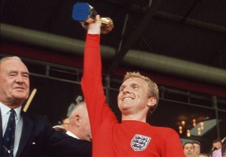 پیراهن اسطوره فقید انگلیس در جام جهانی 1966 جنجال‌ساز شد
