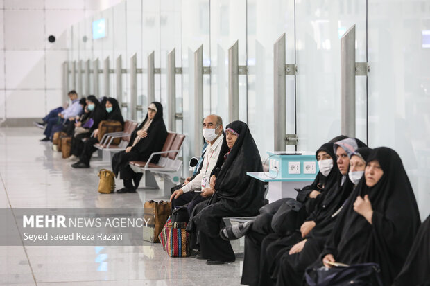 کدام فرودگاهها پرترافیکترینهای حج ۱۴۰۲ بودند؟ کدام فرودگاهها پرترافیکترینهای حج ۱۴۰۲ بودند؟