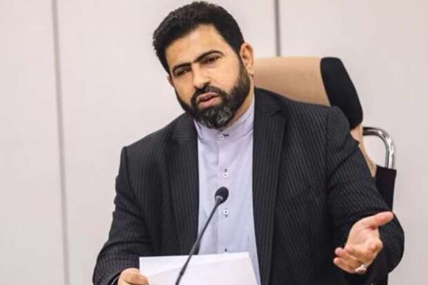 استاندار خوزستان به استخدام‌های غیر بومی در هویزه ورود کند