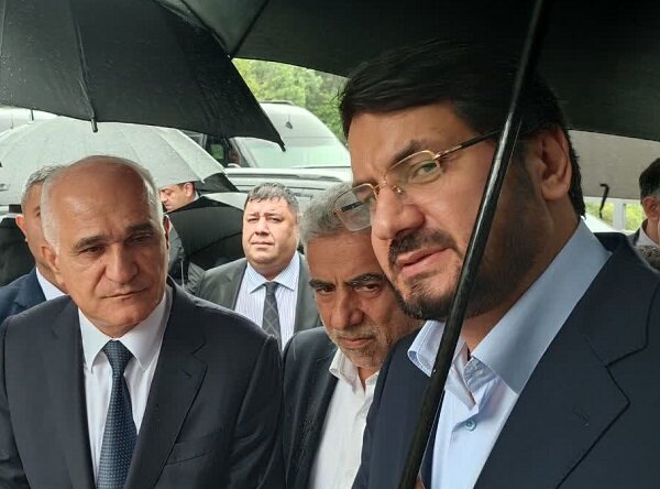 وزیر راه و شهرسازی از معاون نخستوزیر آذربایجان استقبال کرد وزیر راه و شهرسازی از معاون نخستوزیر آذربایجان استقبال کرد