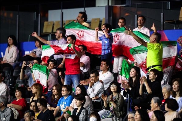 تشکر بازیکنان تیم ملی والیبال ایران از هواداران ارومیه