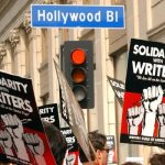 نویسندگان اعتصاب‌کننده حاضر به مذاکره با تهیه‌کنندگان شدند