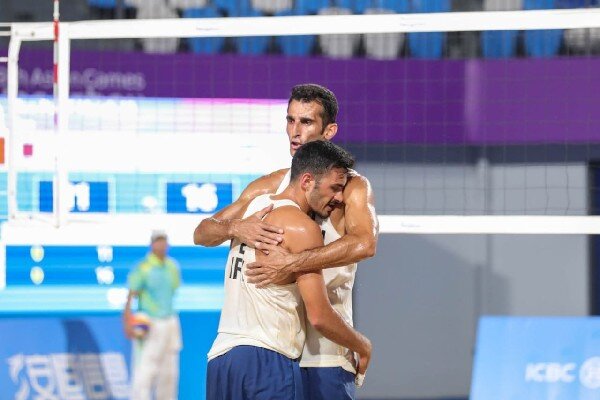 کسب ۳ پیروزی و صعود مقتدرانه والیبال ساحلی ایران