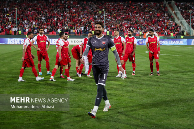 بیرانوند در پرسپولیس ۱۰۰ تایی شد بیرانوند در پرسپولیس ۱۰۰ تایی شد
