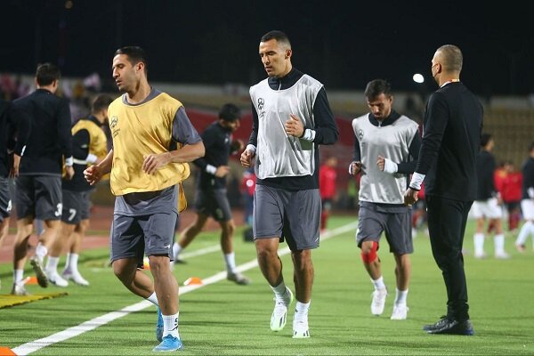 بازیکنان پرسپولیس بعد از بازی با استقلال تمرین کردند بازیکنان پرسپولیس بعد از بازی با استقلال تمرین کردند