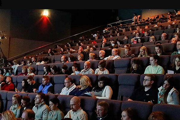 کمک «باربنهایمر» به بهتر شدن وضعیت گیشههای اسپانیا کمک «باربنهایمر» به بهتر شدن وضعیت گیشههای اسپانیا