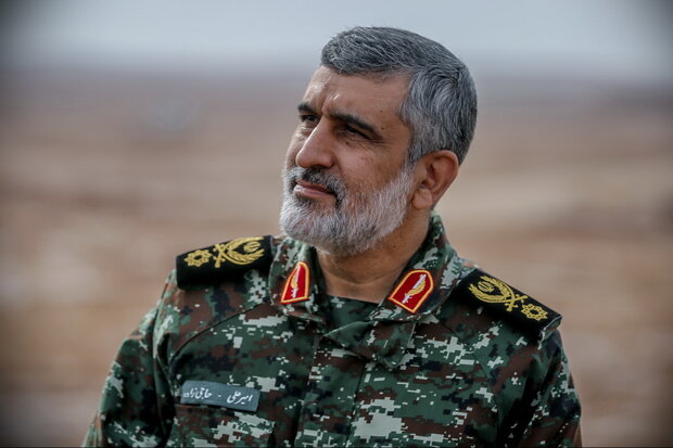 آگاه شدن قشر جوان نسبت به دستاوردهای کشور مهمترین مساله است آگاه شدن قشر جوان نسبت به دستاوردهای کشور مهمترین مساله است