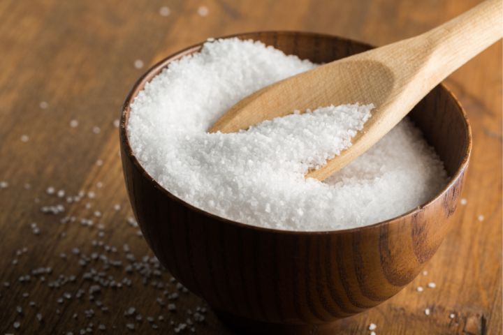 نقش نمک در پیشگیری از گرفتگی عضلات