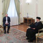 همکاری کشورهای اسلامی میتواند ماشین جنایت صهیونیستهارامتوقف کند همکاری کشورهای اسلامی میتواند ماشین جنایت صهیونیستهارامتوقف کند