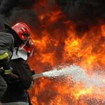 آتش‌سوزی گسترده یک کارگاه لوسترسازی در جاده خاوران