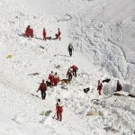 توصیه به کوهنوردان در هوای برفی/ از صعود به قله‌ها پرهیز کنید