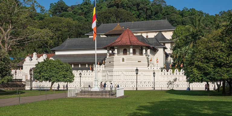 7 دلیل برای تجربه سفر به کندی سریلانکا